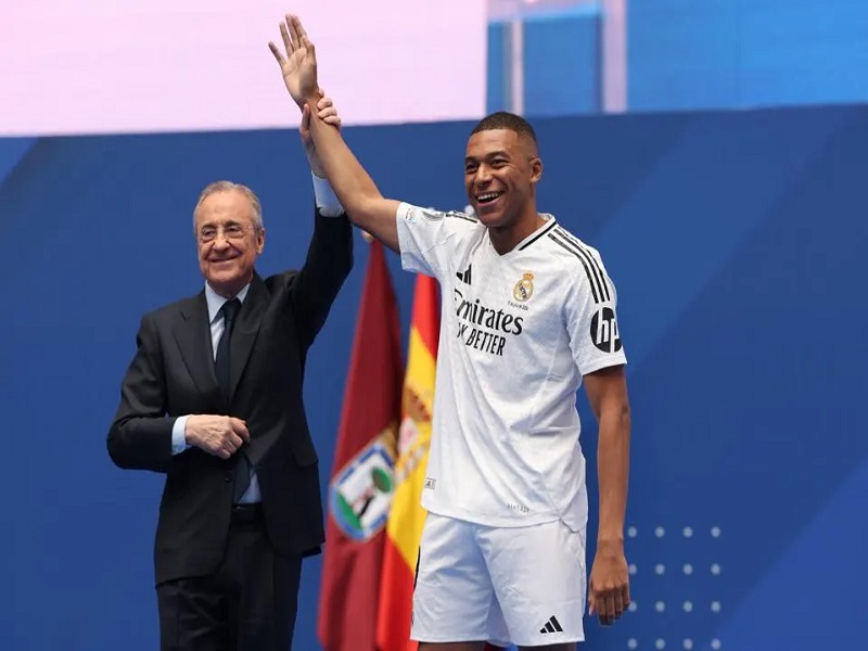 Real Madrid Unveils Kylian Mbappe
